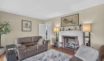 299 Old Eleven Dr, Abingdon, VA 24210