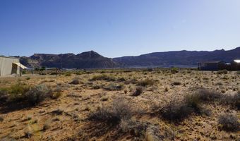 12 S Revolution Dr, Big Water, UT 84741