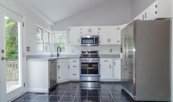 121 SEVERN Way, Arnold, MD 21012