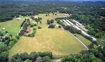 141 Holcomb Spur NW, Adairsville, GA 30103