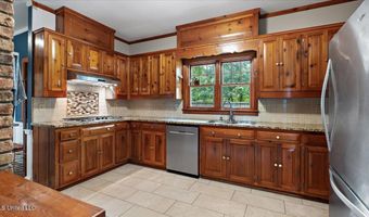112 Swallow Dr, Brandon, MS 39047