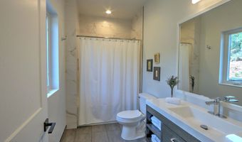951 Hidden Valley Dr, Glenwood Springs, CO 81601
