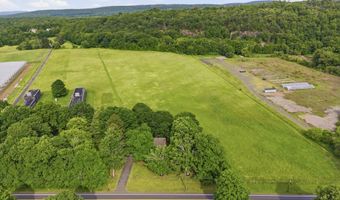2157 Chamberlain Hwy, Berlin, CT 06037
