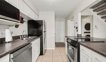 7202 Harbor Dr, Algonac, MI 48001