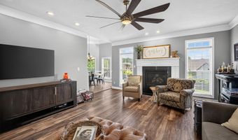 1652 Saint Ives Blvd, Alcoa, TN 37701