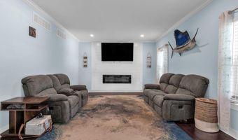 1352 Anchor Ave, Beachwood, NJ 08722