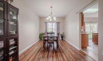 121 WYNNEFIELD Rd, Bear, DE 19701