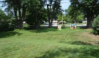 20 E Zeller St, North Liberty, IA 52317