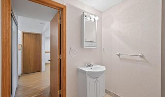 6406 157th St W, Apple Valley, MN 55124