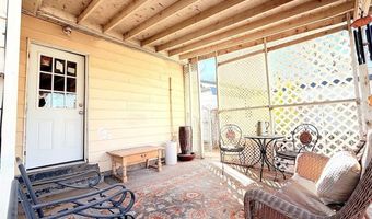 208 Vine St, Carlsbad, NM 88220