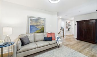 11020 AUGUSTA Ln 3, Berlin, MD 21811