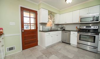 209 N Hill Dr, Boiling Springs, SC 29316