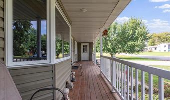 901 Geneva Dr, Alexandria, MN 56308