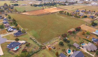 4950 Benton Rd, Benton, LA 71111
