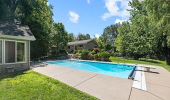 11718 50th St NE, Albertville, MN 55301