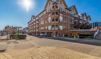 23 PIERSIDE Dr 229, Baltimore, MD 21230