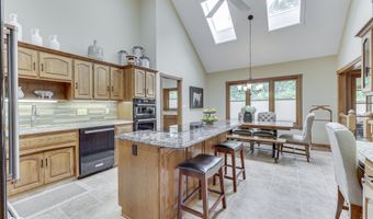 8888 Classic View Dr, Indianapolis, IN 46217