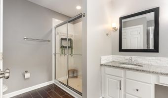 1206 Fairfax Woods Dr, Apex, NC 27502