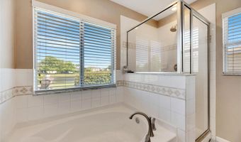 5204 MOON SHELL Dr, Apollo Beach, FL 33572