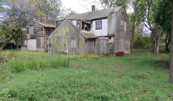 44 Bernard St, Acushnet, MA 02743