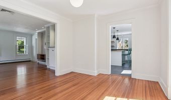 20 School St, Stonington, CT 06355