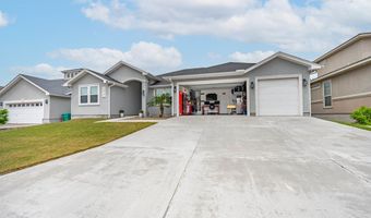 124 Sea Breeze Dr, Aransas Pass, TX 78336
