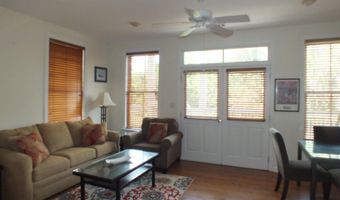 710 Boundary St 2D, Beaufort, SC 29902