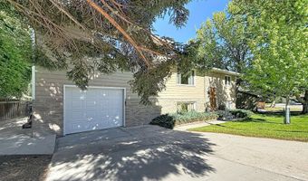 707 Circle Dr, Buffalo, WY 82834