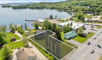 10 Wharf Rd, Center Harbor, NH 03226
