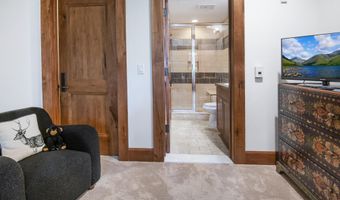 320 Hummingbird A101, Avon, CO 81620