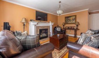 70 Albemarle St, Bridgeport, CT 06606