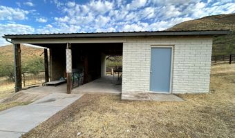 3183 N Pintek Ranch Rd, Bisbee, AZ 85603