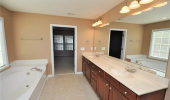 300 Sutton Glen Dr, Apex, NC 27523