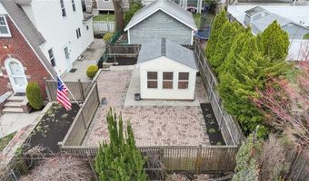 28 Rosewood Ave, Cranston, RI 02905