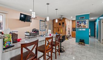 110 Aoloa Loop, Kahului, HI 96732