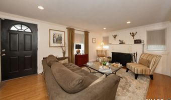 100 Pratt Rd, Clinton, CT 06413