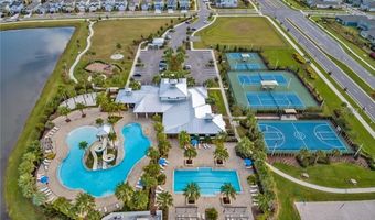 6307 ROADSTEAD Ct, Apollo Beach, FL 33572
