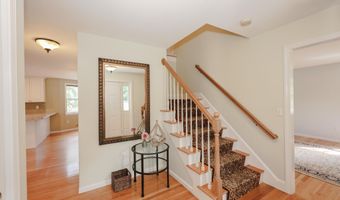 4 Jennifer Ln, Amherst, NH 03031