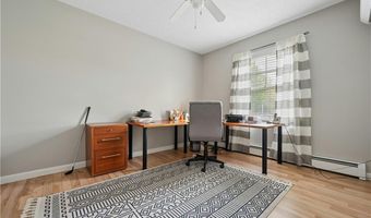 20 Oak Hill Dr, Exeter, RI 02822