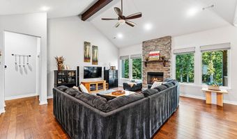 79 Ingleborough Dr, Bella Vista, AR 72715