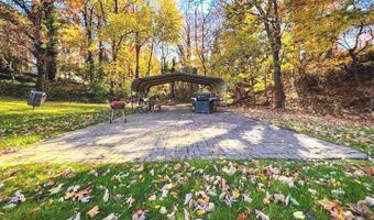 5217 NEWTON St 102, Bladensburg, MD 20710
