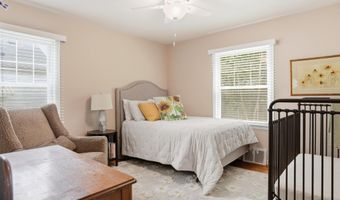 2104 Arborview Blvd, Ann Arbor, MI 48103