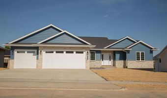 2282 Helle Dr, Asbury, IA 52002