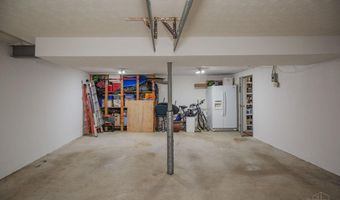 8069 Ashgrove Dr, Anderson Twp., OH 45244