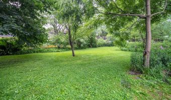 5905 Malabar Ln, Madison, WI 53711