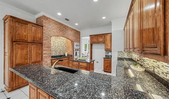 1304 Greenview Dr, Aledo, TX 76008