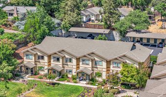 242 Grant St, Ashland, OR 97520