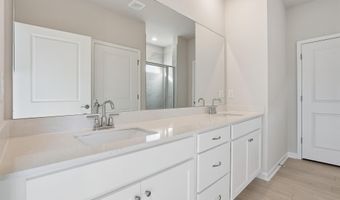 738 N Iron Hill St, Boiling Springs, SC 29316