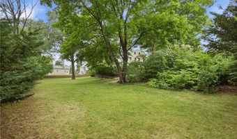 1331 New London Ave, Cranston, RI 02920