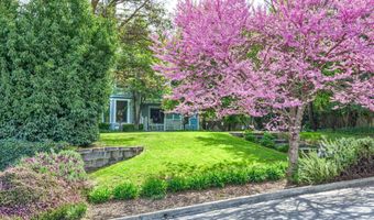 496 Beach St, Ashland, OR 97520